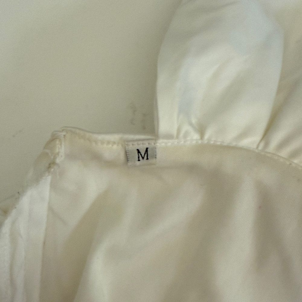Ingredient Elegant White Ruched Dress.  Size Medium - Picture 6 of 7